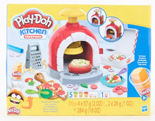 Carica l'immagine nel visualizzatore di Gallery, Play-Doh Kitchen Creations - La Pizzeria, playset con 6 vasetti di Pasta modellabile e 8 Accessori
