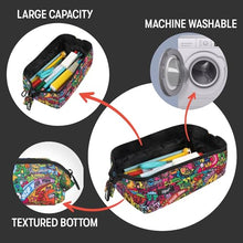 Carica l'immagine nel visualizzatore di Gallery, ZIPIT Lenny - Astuccio, Doodles (Multicolore) - PC-LIO2