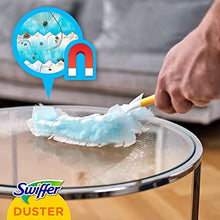Carica l'immagine nel visualizzatore di Gallery, Swiffer Duster Spazzolone + Piumino Catturapolvere, 2 Pezzi