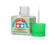 Carica l'immagine nel visualizzatore di Gallery, Tamiya 87038 – Colla Extra liquida con Pennello applicatore, Bottiglietta da 40 ml