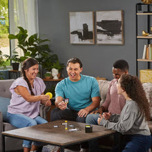 Carica l'immagine nel visualizzatore di Gallery, Hasbro Taboo classico, gioco di società con parole da indovinare per adulti e adolescenti, gioco da tavolo per 4 o più giocatori dai 13 anni in su