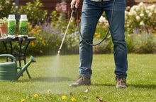 Carica l'immagine nel visualizzatore di Gallery, SELECTA Prodotto ad azione selettiva per prati e manti erbosi Uso e Dosi : diluire ml 150 in 4 lt d'acqua da distribuire in una superficie di 10 mq