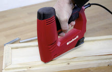 Carica l'immagine nel visualizzatore di Gallery, kwb by Einhell - 1000 graffette (adatte per Einhell TC-EN 20 E e TC-CT 3,6 Li, 11,4 x 8 mm, in acciaio, tipo 053)
