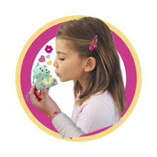 Carica l'immagine nel visualizzatore di Gallery, Giochi Preziosi COCCOLOTTI, Orso Interattivo, Che Ti Fa Baci, Effetti Luminosi, Modello Bianco, per Bambini dai 3 Anni CCL095