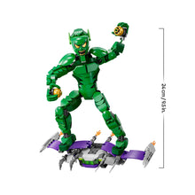Carica l'immagine nel visualizzatore di Gallery, LEGO | Marvel Personaggio Costruibile di Goblin, Gioco d'Azione per Bambini e Bambine da 8 Anni, Action Figure del Nemico di Sider-Man con Arti Snodabili, Aliante e Bombe-Zucca, Idea Regalo 76284