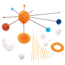 Carica l'immagine nel visualizzatore di Gallery, Baker Ross Kit Sistema Solare Fai da Te per Bambini (Confezione da 2 Kit), Bianco