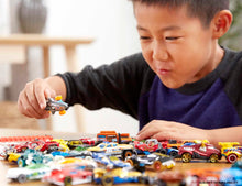 Carica l'immagine nel visualizzatore di Gallery, Hot Wheels- Set Macchinine da 20 Veicoli in Scala 1:64, DXY59