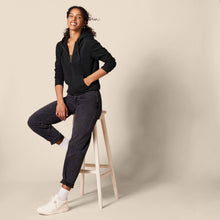 Carica l'immagine nel visualizzatore di Gallery, Amazon Essentials Felpa con Cappuccio e Cerniera in Pile Donna, Nero, M