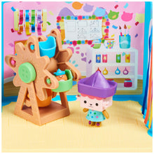 Carica l'immagine nel visualizzatore di Gallery, Gabby's Dollhouse DeluxeRoomSetCraftRoom, Multicolore, 6064151
