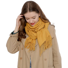 Carica l'immagine nel visualizzatore di Gallery, DonDon Sciarpa Donna Invernale Sciarpa Inverno Scialle Stola morbida e calda 185 x 65 cm - giallo