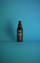 Carica l'immagine nel visualizzatore di Gallery, NYX Professional Makeup Setting Spray, Formula Leggera a Lunga Tenuta, Single - Ilgrandebazar