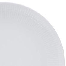 Carica l'immagine nel visualizzatore di Gallery, AmazonBasics - Servizio di piatti per 6 persone, 18 pezzi, Porcellana bianca... - Ilgrandebazar