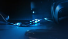 Carica l'immagine nel visualizzatore di Gallery, Elgato Gaming Chat Link Adattatore Audio per PS4 e Pro, Nero