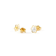 Carica l'immagine nel visualizzatore di Gallery, Orecchini per bambini fiore perle - oro giallo 18K (750)