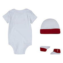 Carica l'immagine nel visualizzatore di Gallery, Levi's Classic Batwing Infant Hat Bodysuit Bootie Set, 3Pc Bimbo, White, 0-6 Mesi