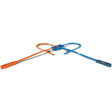 Carica l'immagine nel visualizzatore di Gallery, Hot Wheels Track Builder il Set delle Acrobazie Deluxe, Playset con...