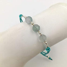Carica l'immagine nel visualizzatore di Gallery, Bracciale in argento e fluorite - Ilgrandebazar