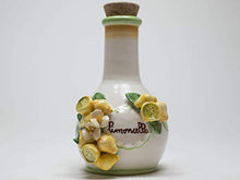 Carica l'immagine nel visualizzatore di Gallery, Set 'Limoncello': vassoio piccolo dipinto a mano+bottiglia con scritta... - Ilgrandebazar
