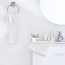Carica l'immagine nel visualizzatore di Gallery, AmazonBasics, Everyday - 2 asciugamani per il viso uso quotidiano, Bianco - Ilgrandebazar