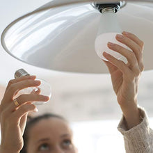 Carica l'immagine nel visualizzatore di Gallery, Lampadine LED luce calda con attacco E14 (piccolo), 5W equivalenti a 40 W,...