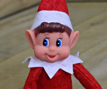 Carica l'immagine nel visualizzatore di Gallery, eBuyGB Elfi Behavin 'Mal – 30,5 cm Vinyl Faced Naughty Elf Doll Red