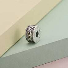 Carica l'immagine nel visualizzatore di Gallery, Pandora 792056CZ Forever Clip per bracciali Donna, Argento Sterling 925 - Ilgrandebazar