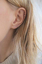 Carica l'immagine nel visualizzatore di Gallery, ♥ MINI POINT PLUG ♥ piccoli, delicati orecchini