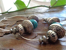 Carica l'immagine nel visualizzatore di Gallery, ✿ NUOVI BOHO TRIBAL CREME TURCHESI ✿ Orecchini stile Bali