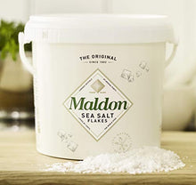 Carica l'immagine nel visualizzatore di Gallery, Maldon Organic Sea Salt 1.4 kg