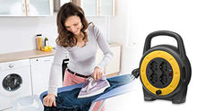 Carica l'immagine nel visualizzatore di Gallery, Vimar 0P32702 Avvolgicavo 10A (Piccola) 4 uscite universali, con...