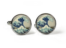 Carica l'immagine nel visualizzatore di Gallery, The GREAT WAVE Hokusai - Glass Picture Cufflinks – Silver Plated - Ilgrandebazar