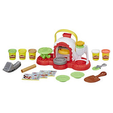 Carica l'immagine nel visualizzatore di Gallery, Play-Doh Pizzeria (playset con 5 vasetti di pasta da modellare),...