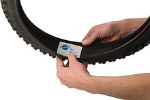 Carica l'immagine nel visualizzatore di Gallery, Park Tool 4000221 - Kit di Riparazione Pneumatici TB-2