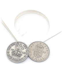 Carica l'immagine nel visualizzatore di Gallery, Confezione da due monete britanniche replica, una con scellino. Georgivs VI... - Ilgrandebazar