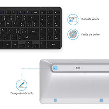 Carica l'immagine nel visualizzatore di Gallery, OMOTON Tastiera Wireless per PC Windows 7/8/10, con Ricevitore USB Nera