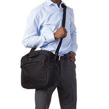 Carica l'immagine nel visualizzatore di Gallery, AmazonBasics - Borsa a tracolla per laptop, computer e tablet da 40 cm, Nero