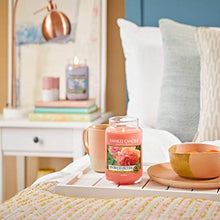 Carica l'immagine nel visualizzatore di Gallery, Yankee Candle, Candela grande vaso, Rosa vaso - Ilgrandebazar