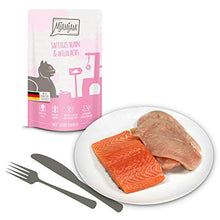 Carica l'immagine nel visualizzatore di Gallery, MjAMjAM Mangime Umido per Gatti, Pollo Succoso e Salmone Selvatico, senza...