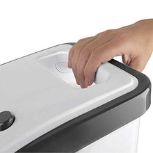 Carica l'immagine nel visualizzatore di Gallery, Black+Decker BXAC5E Raffrescatore evaporativo, 80 W, 65 Decibel, Plastica, Bianco