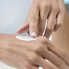 Carica l'immagine nel visualizzatore di Gallery, Isdin Foto Ultra Solar Allergy Fusion Fluid SPF 100+| Crema Solare...