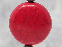 Carica l'immagine nel visualizzatore di Gallery, Orecchini rossi stile Zen in bronzo antico e perle piatte turchese...