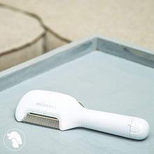 Carica l'immagine nel visualizzatore di Gallery, Medisana 41017 LC 860 Pettine per Pidocchi Elettrico, un Cuoio Bianco - Ilgrandebazar