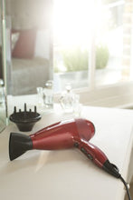 Carica l'immagine nel visualizzatore di Gallery, Remington AC9096 Asciugacapelli Professionale Silk, 2400 W, Griglia Interna...