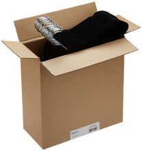 Carica l'immagine nel visualizzatore di Gallery, AmazonBasics - Gruccia in velluto con portapantaloni, 50 50 pezzi, Nero - Ilgrandebazar