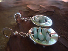 Carica l'immagine nel visualizzatore di Gallery, ✿ ASIMMETRICO in ICE BLUE ✿ Orecchini con Corallo (292)