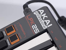Carica l'immagine nel visualizzatore di Gallery, AKAI Professional LPK25 Tastiera Controller MIDI Portatile, USB, con 25...