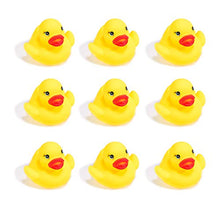 Carica l'immagine nel visualizzatore di Gallery, Kandy toys - 9 paperelle per vasca da bagno