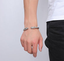 Carica l'immagine nel visualizzatore di Gallery, Vnox Bracciale da uomo in cavo di acciaio inox, con teste Grey(silver) - Ilgrandebazar