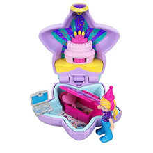 Carica l'immagine nel visualizzatore di Gallery, Polly Pocket Il Compleanno di Polly, con Bambola Mini e Accessori,... - Ilgrandebazar