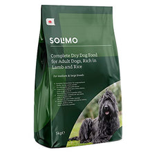 Carica l'immagine nel visualizzatore di Gallery, Marchio Amazon - Solimo Alimento secco completo per cani adulti ricco di 5 kg